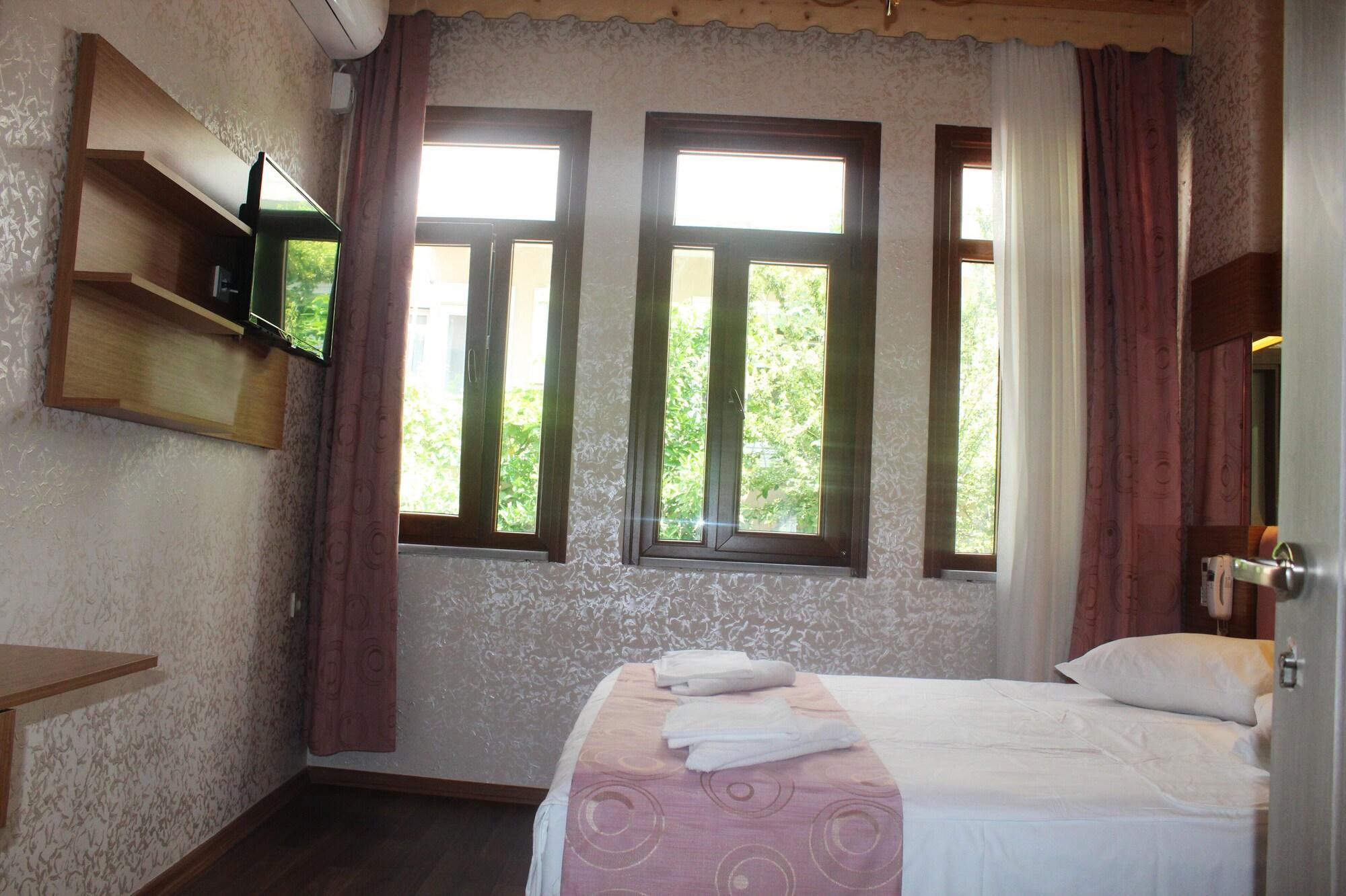 Hotel Megaron Istanbulská provincie Exteriér fotografie